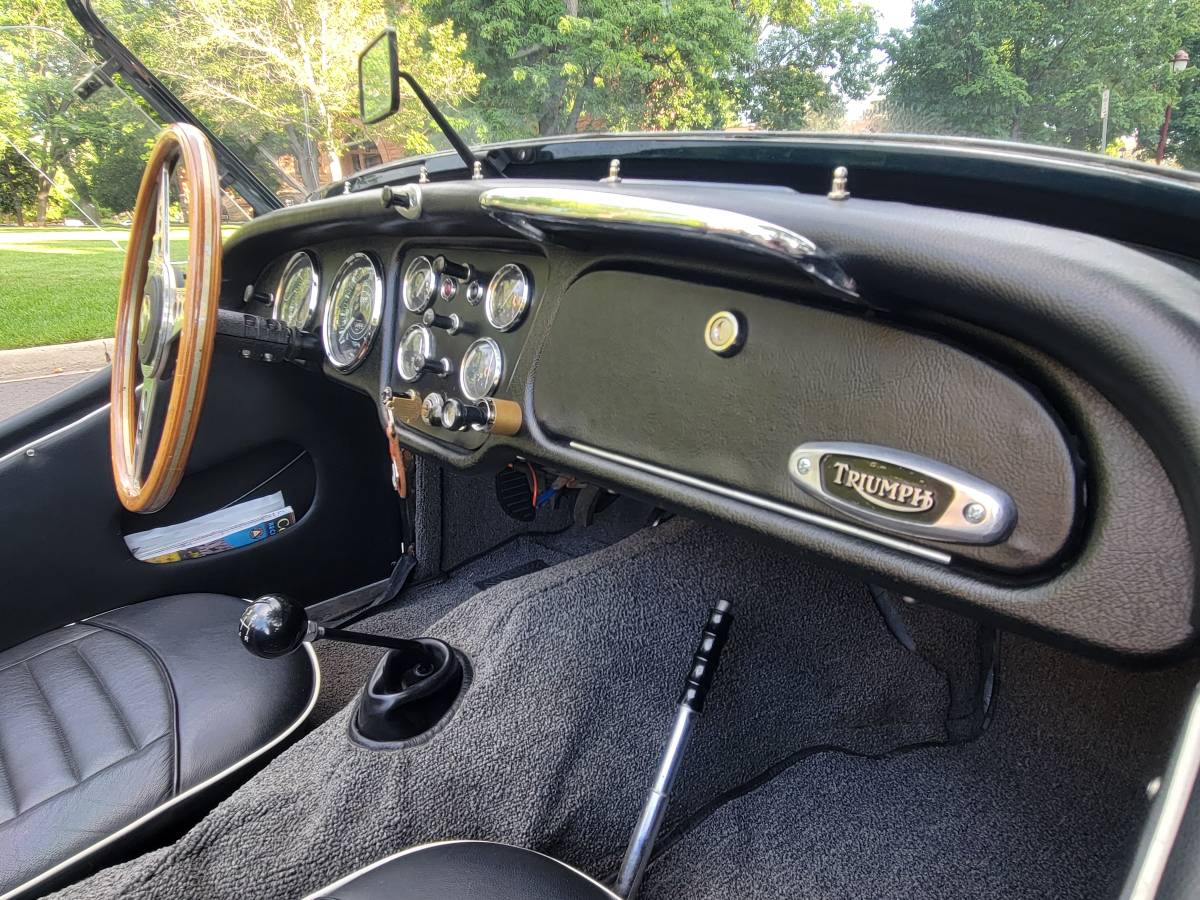 Triumph-tr3b-1962-green-9