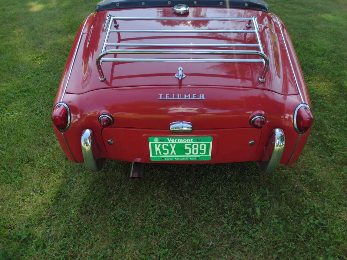 Triumph-tr3b-1962-red-14