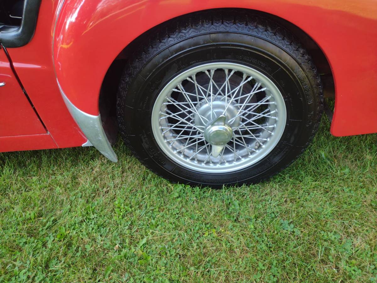 Triumph-tr3b-1962-red-15