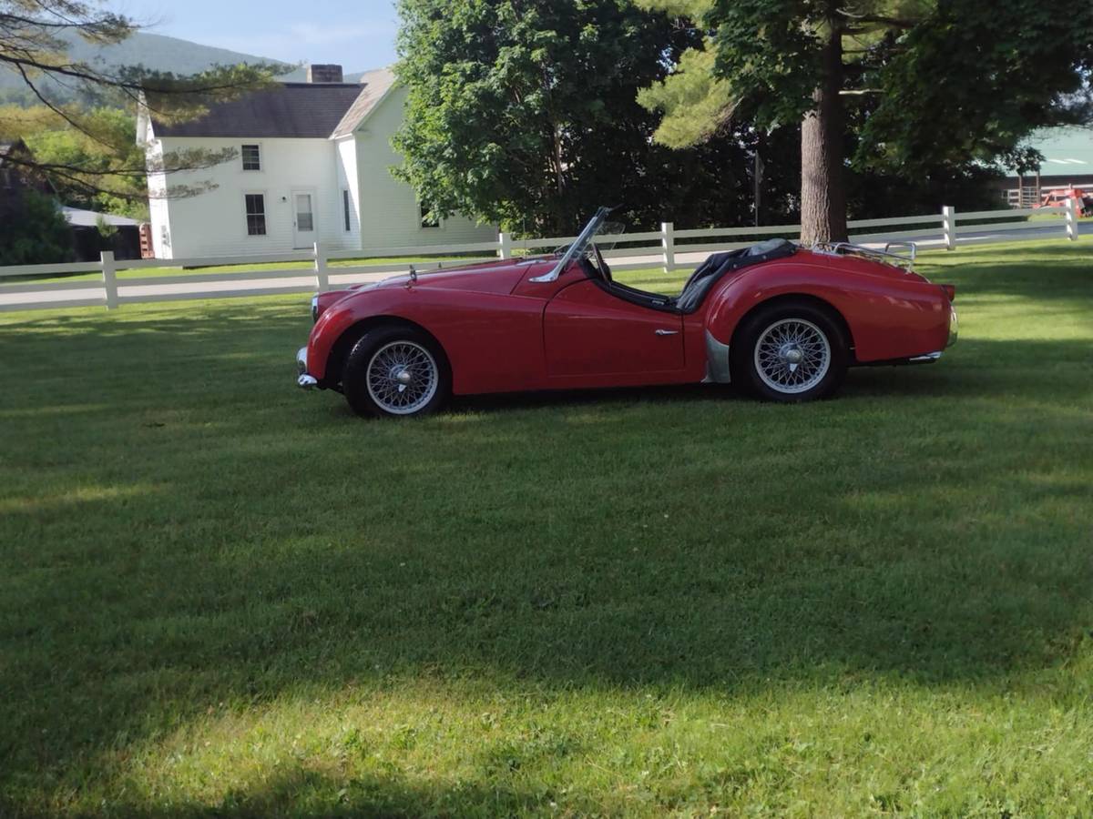 Triumph-tr3b-1962-red-22