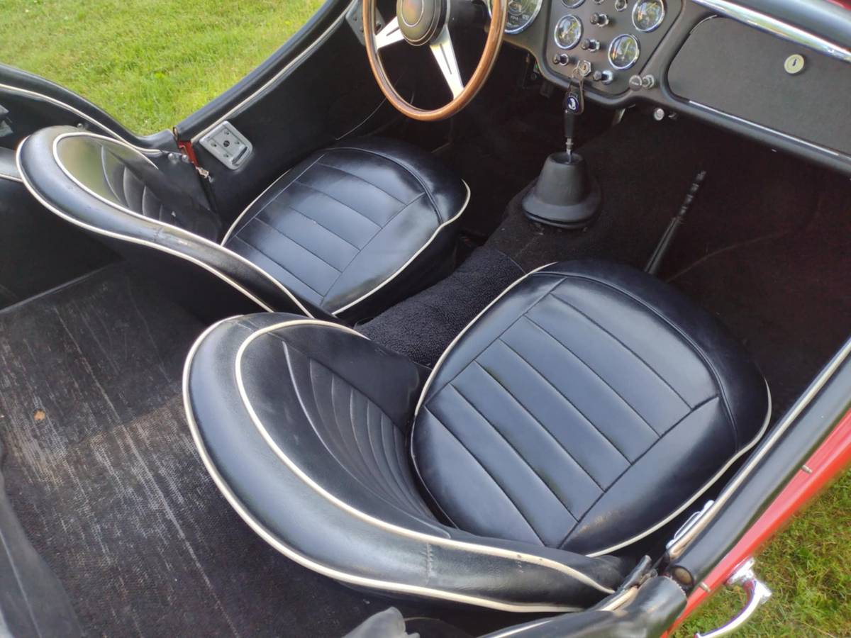 Triumph-tr3b-1962-red-27