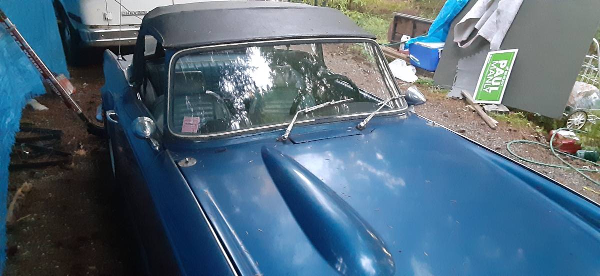 Triumph-tr4-1965-blue-4