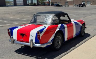 Triumph-tr4-1965-custom-10