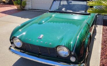 Triumph-tr4-1965-green-6