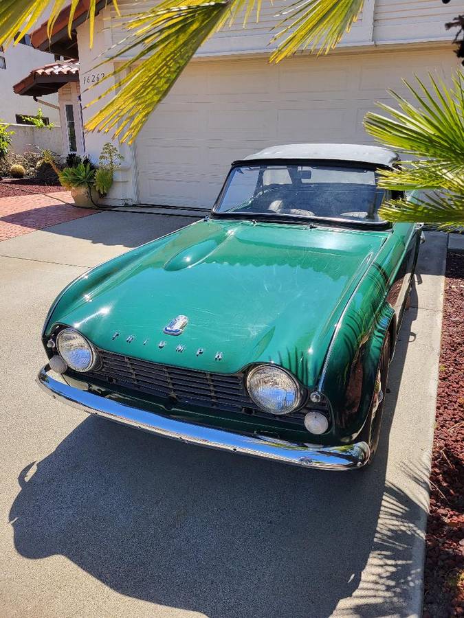 Triumph-tr4-1965-green-6