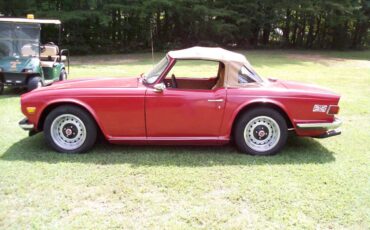 Triumph-tr6-1971