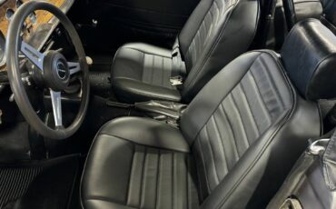 Triumph-tr6-1973-custom-102