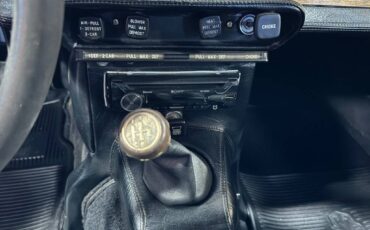 Triumph-tr6-1973-custom-106