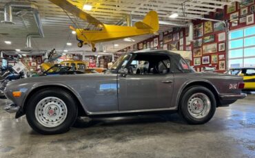 Triumph-tr6-1973-custom-147