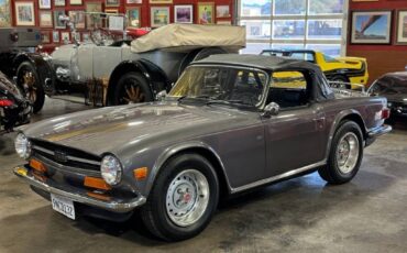 Triumph-tr6-1973-custom-28