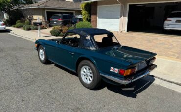 Triumph-tr6-1974-blue-1