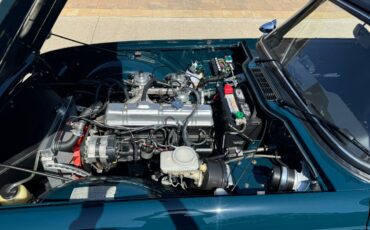 Triumph-tr6-1974-blue-10