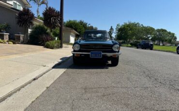 Triumph-tr6-1974-blue-12