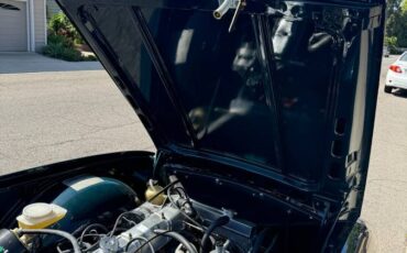 Triumph-tr6-1974-blue-9