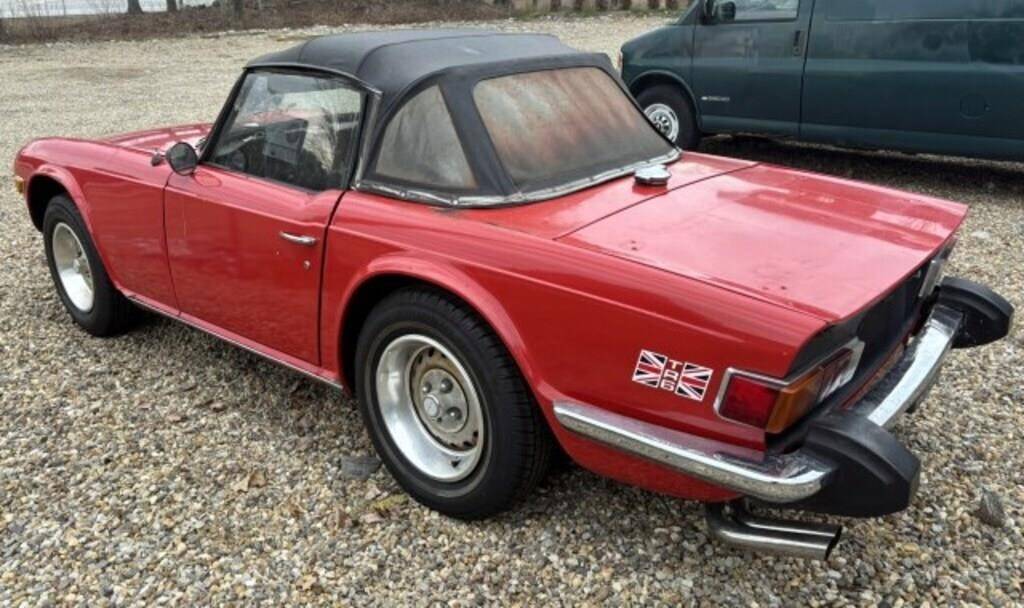 Triumph-tr6-1976-2