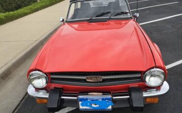 Triumph-tr6-1976-red-16