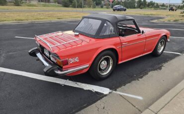 Triumph-tr6-1976-red-6