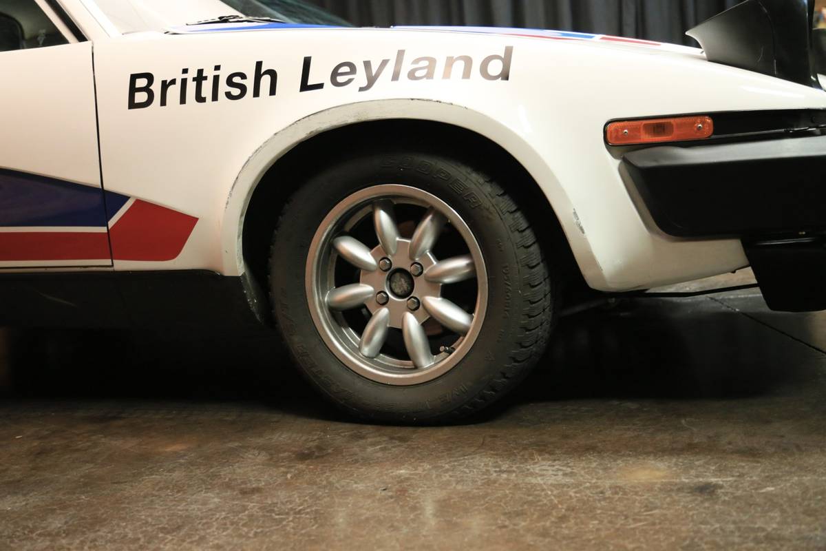 Triumph-tr7-1977-10