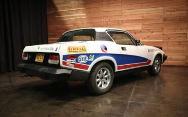 Triumph-tr7-1977-3