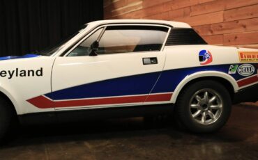 Triumph-tr7-1977-6