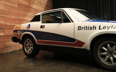 Triumph-tr7-1977-9