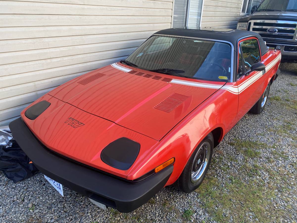 Triumph-tr7-1977-red-2