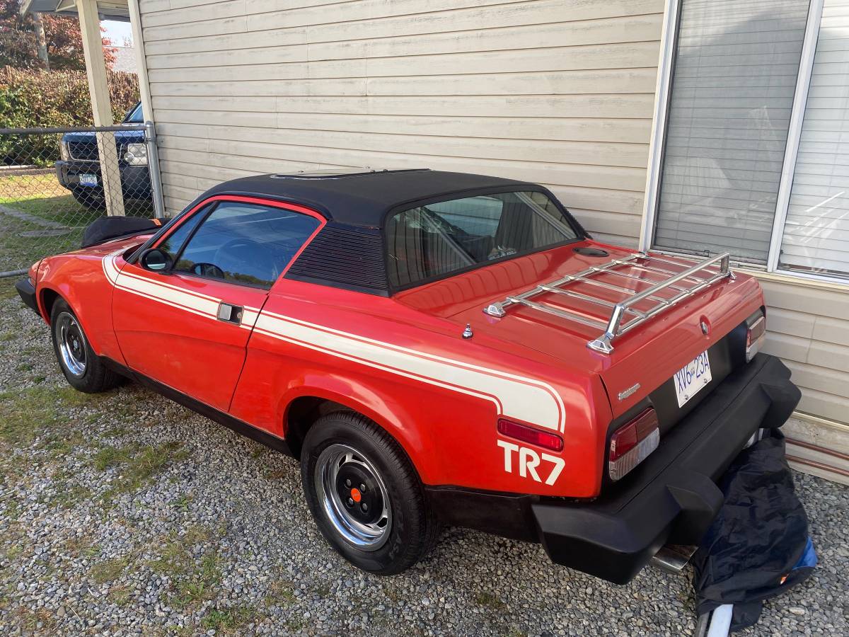 Triumph-tr7-1977-red