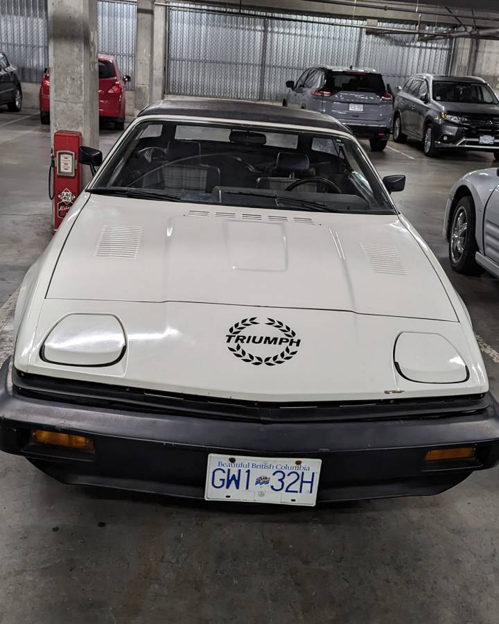 Triumph-tr7-1980-white-1