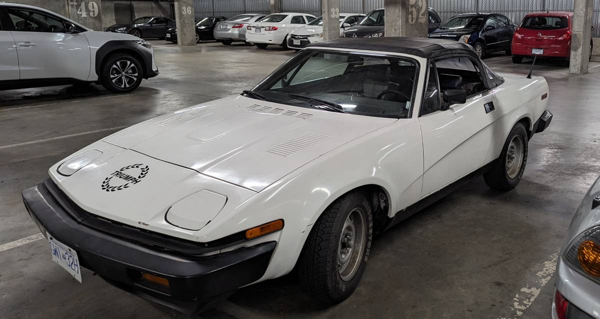 Triumph-tr7-1980-white-2