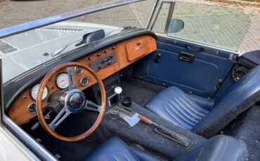 V8-austin-healey-1985-white