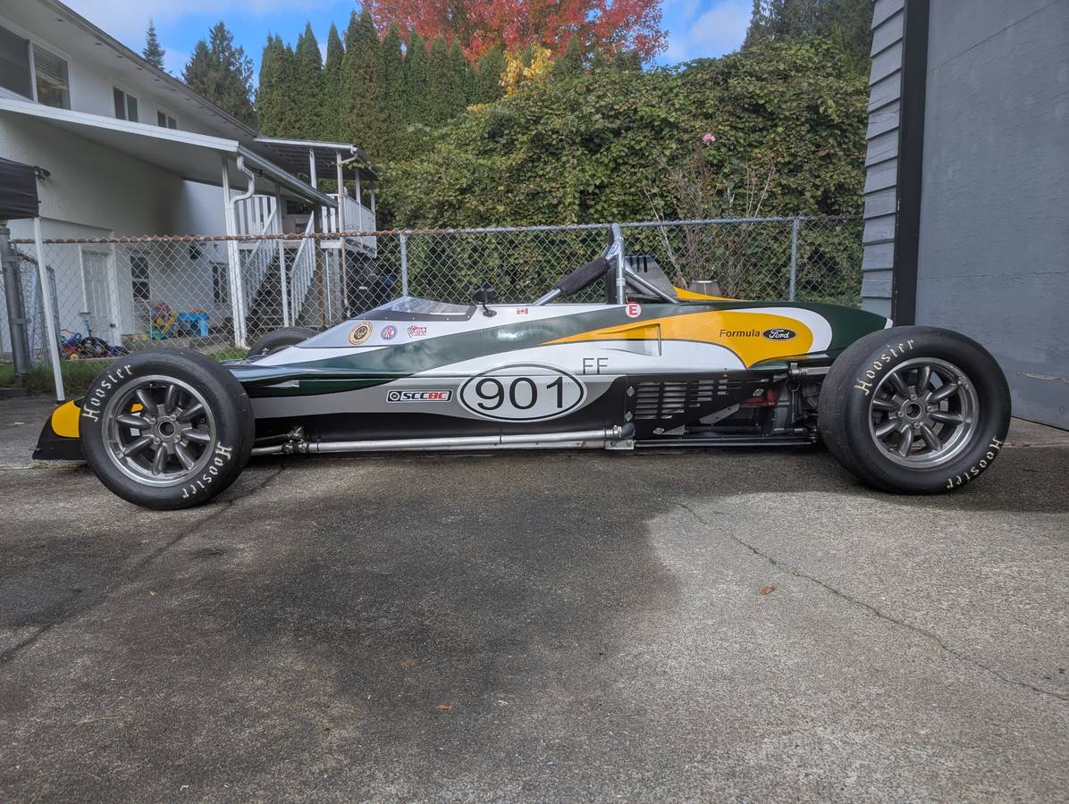 Van-diemen-rf82-1982-custom-16