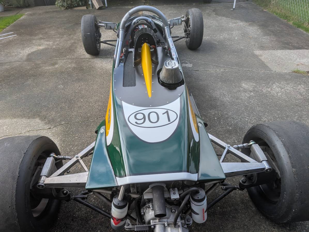 Van-diemen-rf82-1982-custom-18