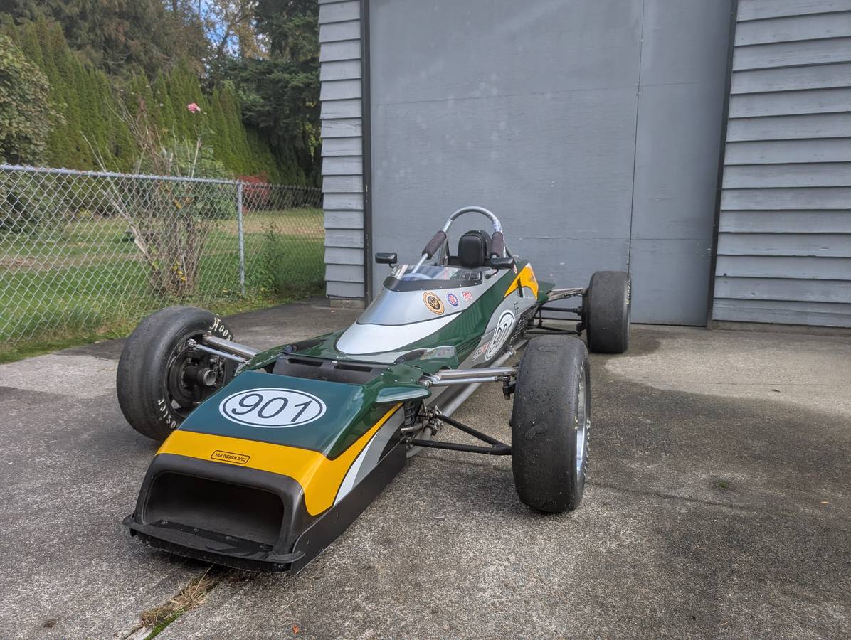 Van-diemen-rf82-1982-custom-4