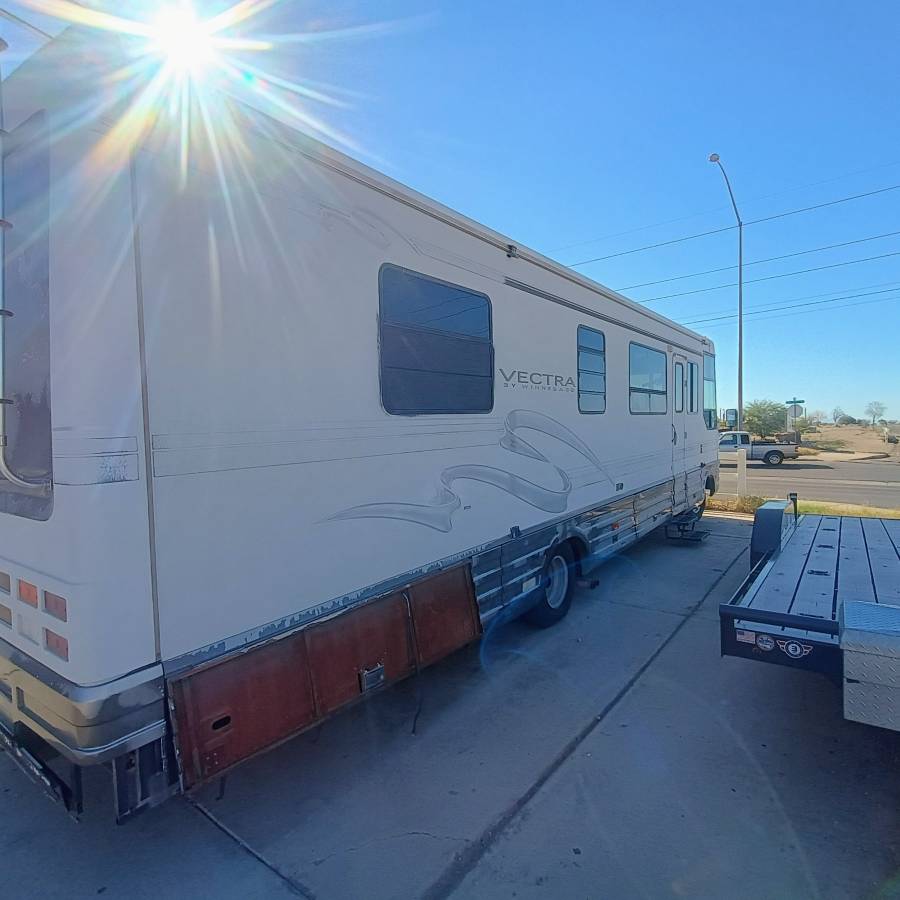 Vectra-by-winnebago-1995-11