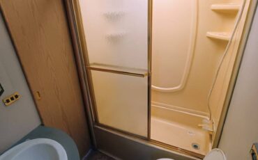 Vectra-by-winnebago-1995-2