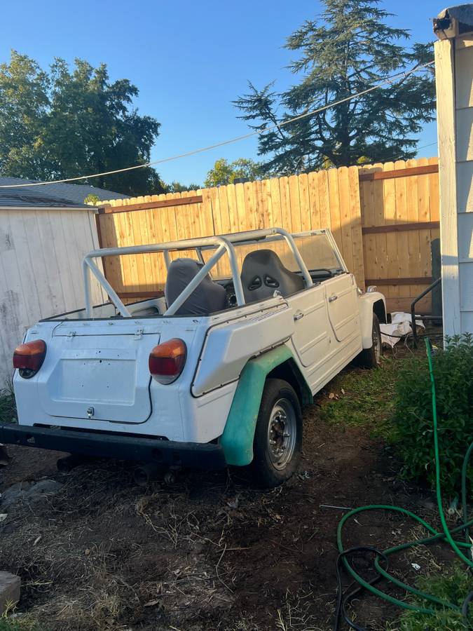 Volkswagen-181-thing-1974-white-5