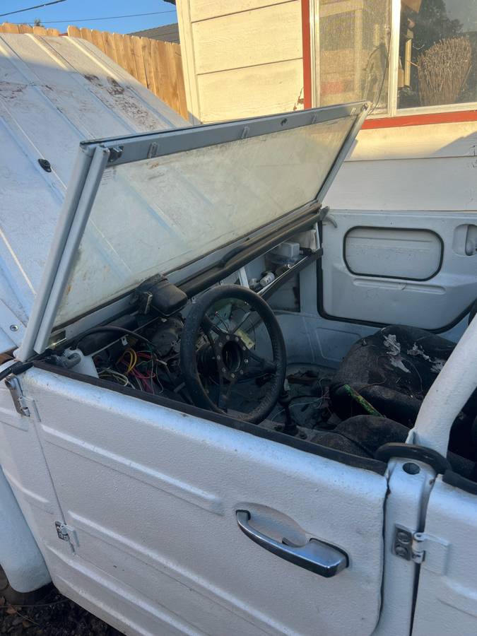 Volkswagen-181-thing-1974-white-8