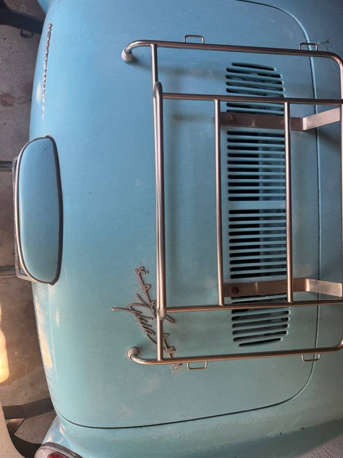 Volkswagen-1974-blue-4