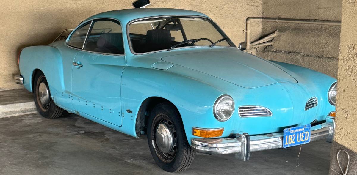 Volkswagen-1974-blue-7