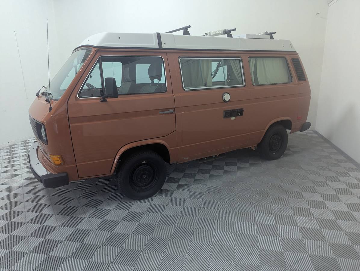 Volkswagen-1982-3