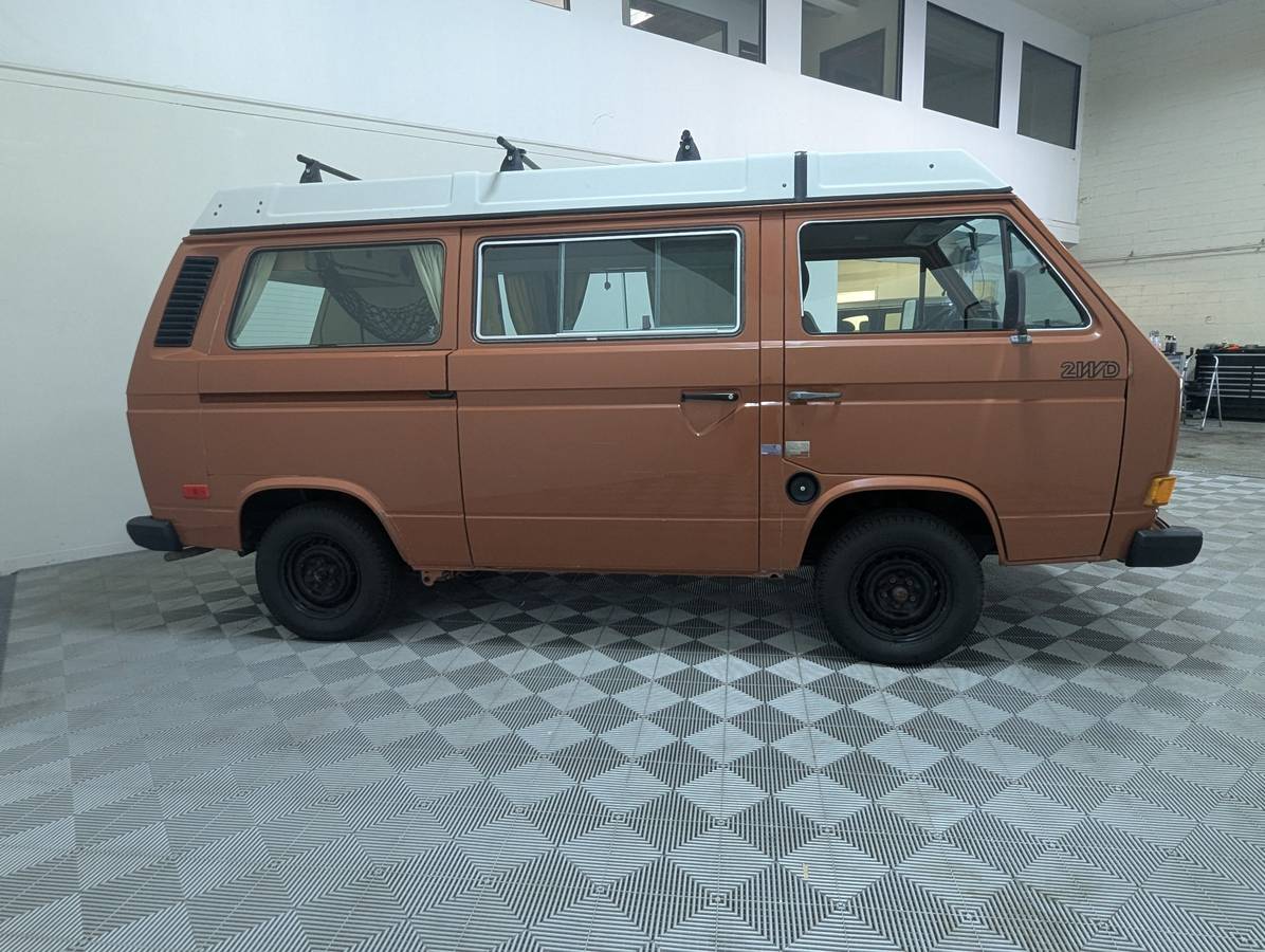 Volkswagen-1982-5