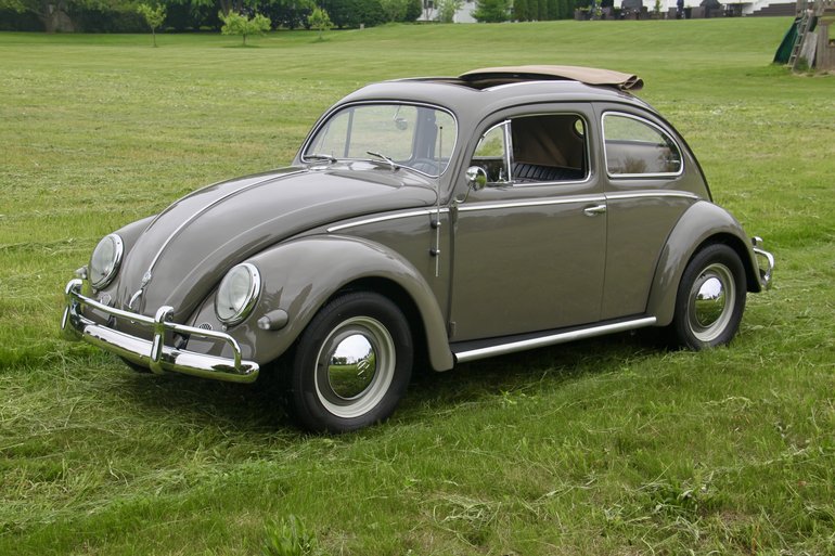 Volkswagen-Beetle-1956-Beige-Black