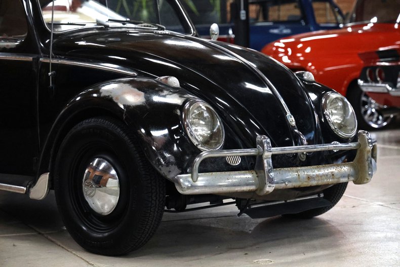 Volkswagen-Beetle-1958-Black-Red-15