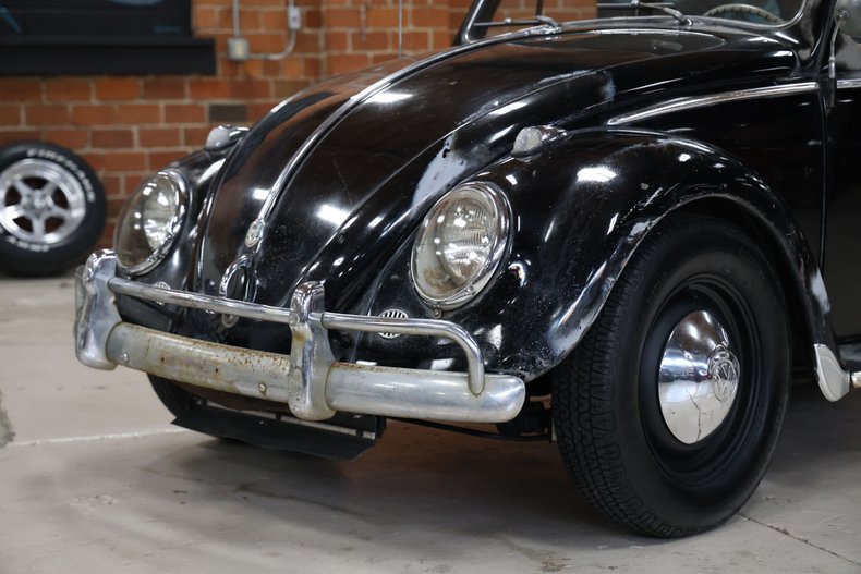 Volkswagen-Beetle-1958-Black-Red-16