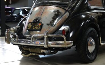 Volkswagen-Beetle-1958-Black-Red-31