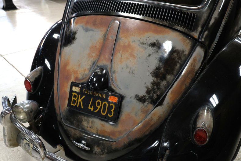 Volkswagen-Beetle-1958-Black-Red-38
