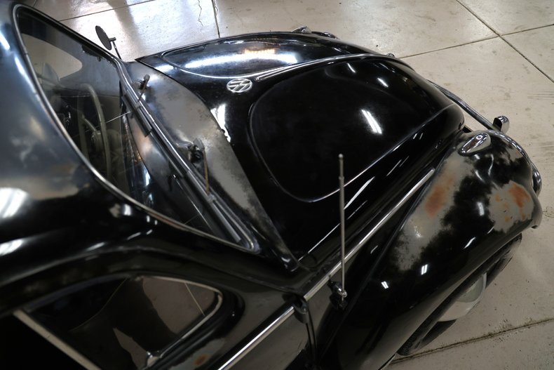 Volkswagen-Beetle-1958-Black-Red-42