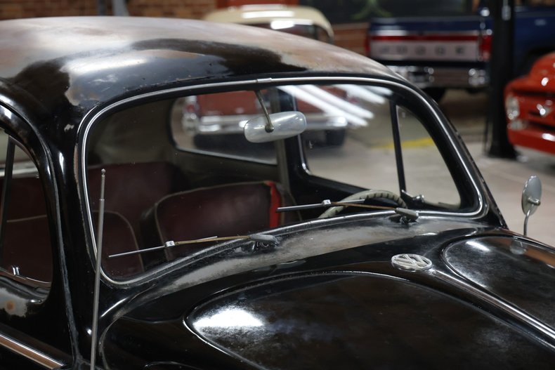 Volkswagen-Beetle-1958-Black-Red-43