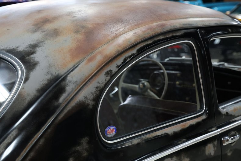 Volkswagen-Beetle-1958-Black-Red-45