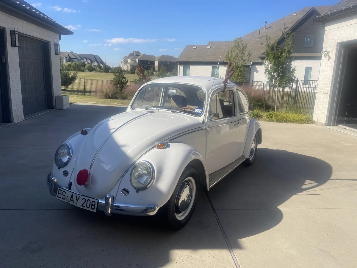 Volkswagen-Beetle-1966-Pearl-White-L87-Brown-8